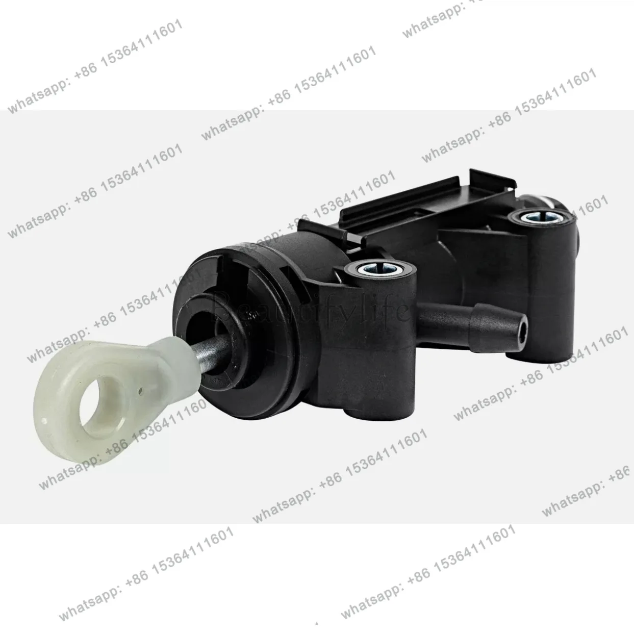 

Applicable Auto Parts E39 E46 X5 E53 E90 E91 E92 E92 E93 Clutch Master Pump 2152116389
