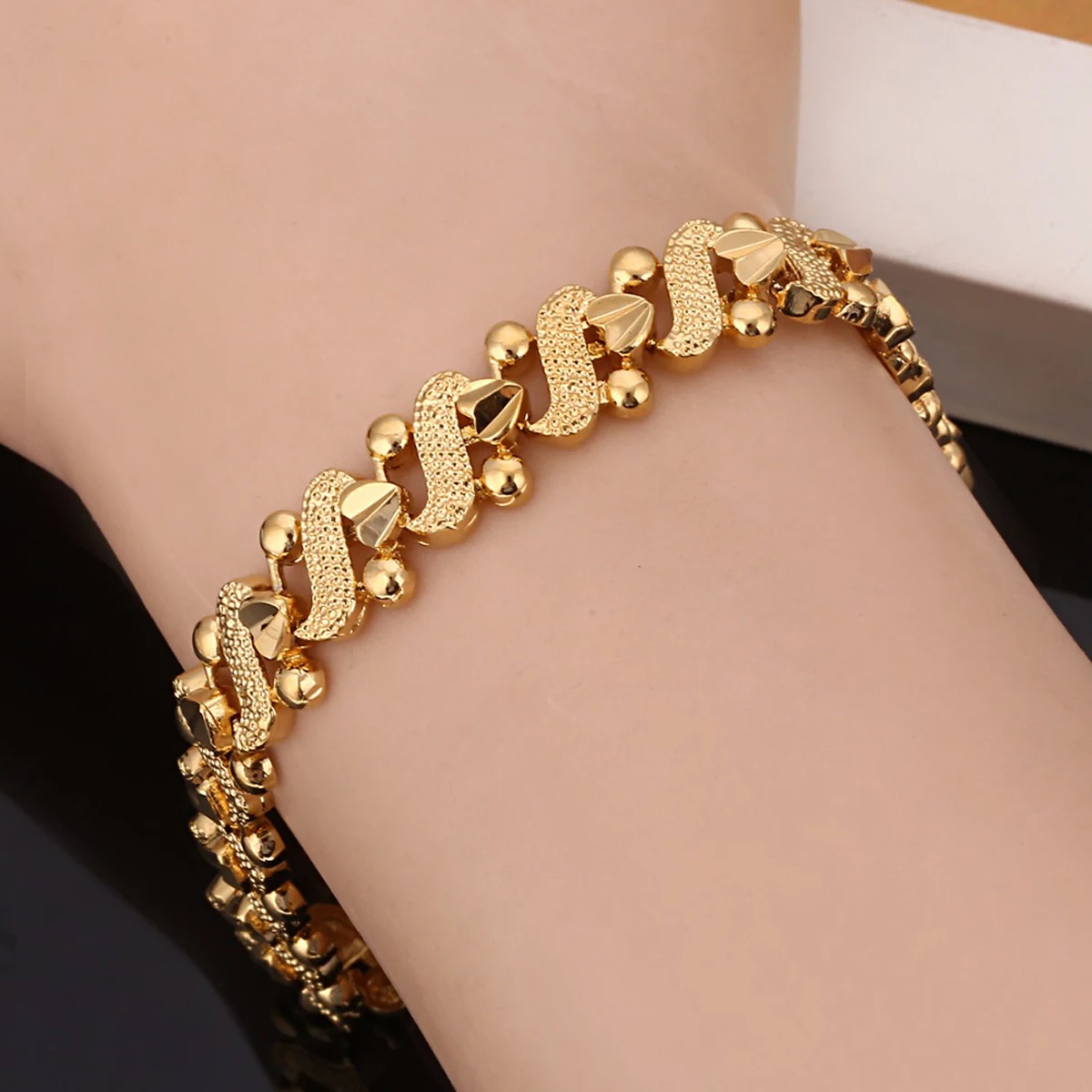 Copper African Party Jewelry Gifts Ethiopian Cuban Jewelry Dubai 24k Gold Color Various Shapes Bracelet For Man And Woman