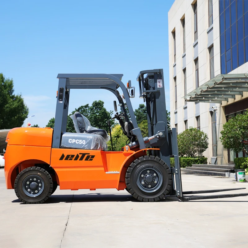 Customizable Manufacturer 2Ton 2.5Ton 3.5Ton 4.5Ton 6Ton 7Ton Diesel Forklift High Quality 3Ton Diesel Forklift High Teach Truck