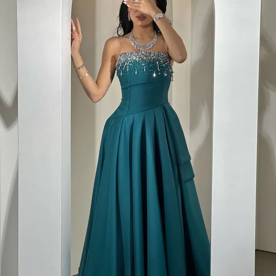 

Customized Strapless Prom Dresses Sleeveless Beadings Evening Dresses Floor Length Side Split Party Dresses for Special Ocn