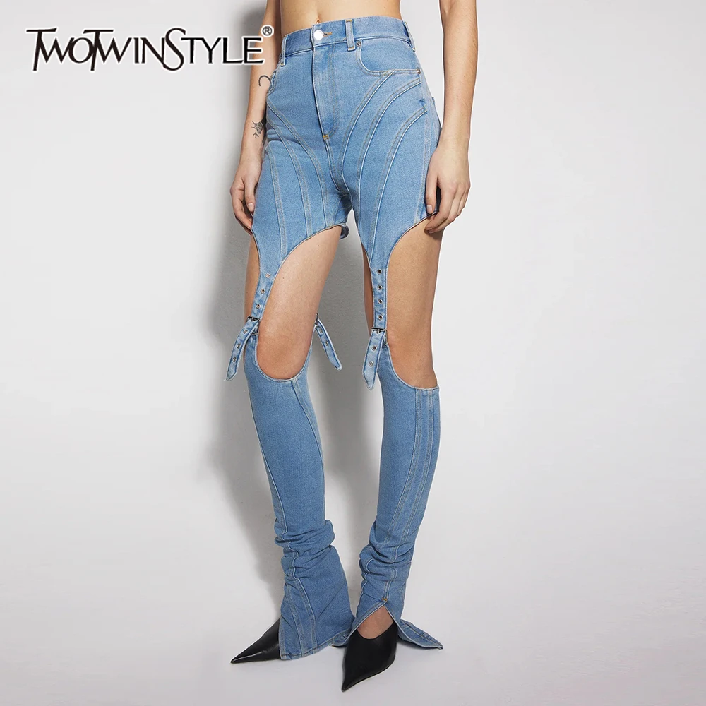 TWOTWINSTYLE Hollow Out Spliced Button Jeans For Women High Waist Patchwork Pockets Vintage Slimming Jean Female Fashion Clothes