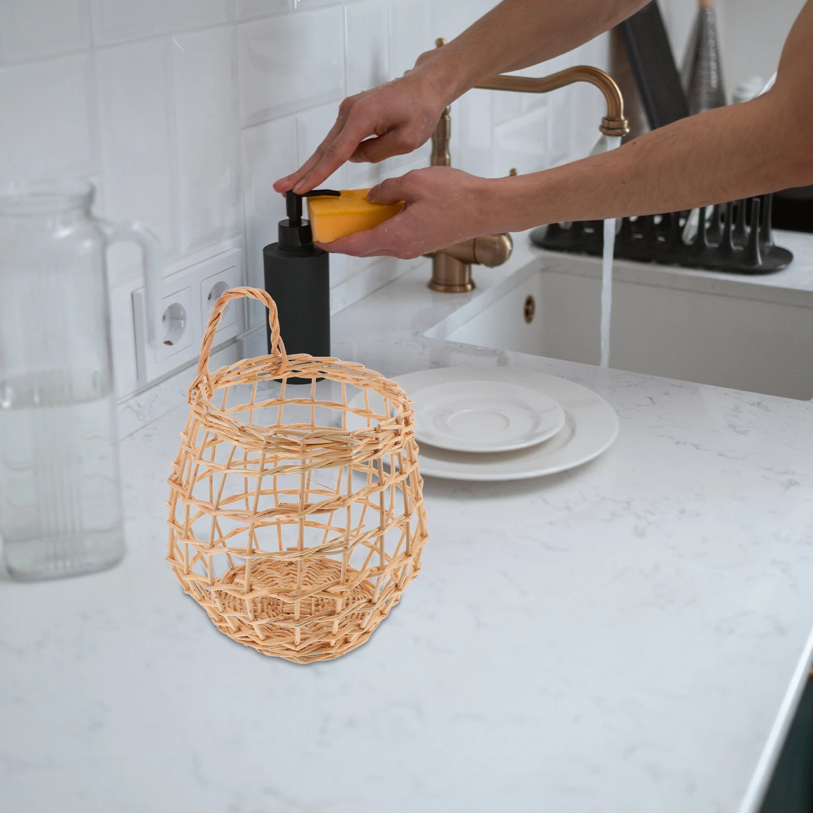 

Rattan Storage Basket Hand Woven Kitchen Spice Organizer Hollow Basket Wall Hanging Space Saving Egg Garlic