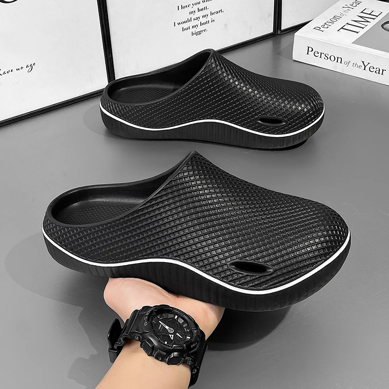 

Men's and Women's Cushioned Soles, Non-Slip and Wear-Resistant Texture, Versatile Slippers for Outdoor Leisure, Beach, and Rainy Day Commuting