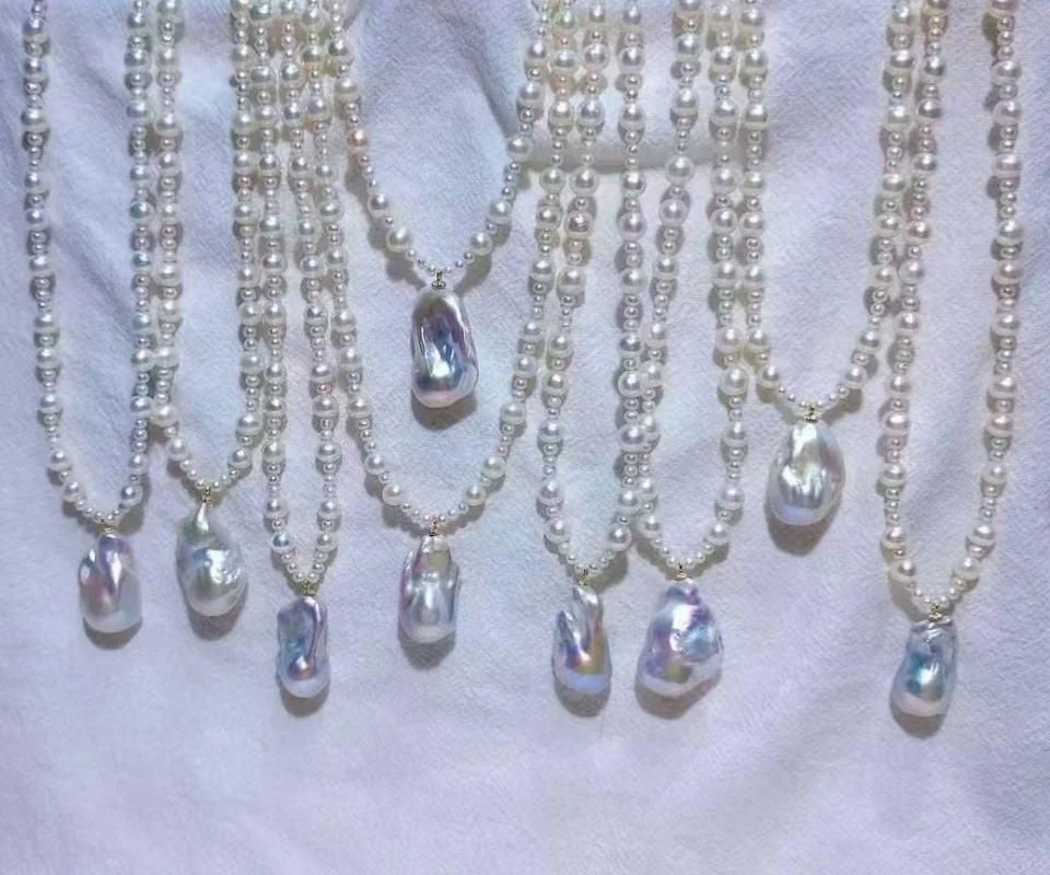 

Large Baroque Natural Freshwater Pearl Pendant Long Chain Necklace for Women Vintage Elegant Pearls Necklaces Wedding Jewelry