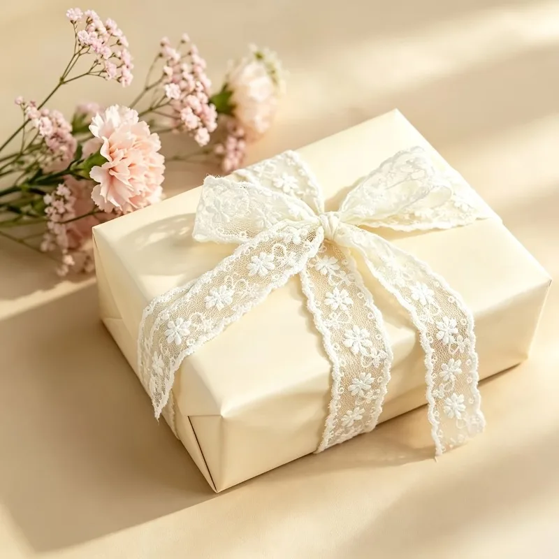 1 Stück weißes, mit Blumenmuster versehenes, transparentes Spitzenband für Geschenkverpackungen [Länge 300 cm/118 Zoll, Breite 2 cm/0,79 Zoll], geeignet für Hochzeiten, handgefertigte DIY-Bastelarbeiten. – Detail 5