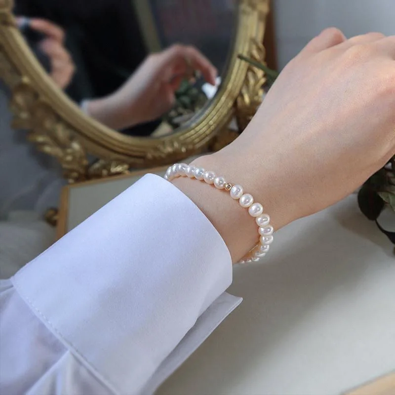 Fashion Minimalist Elegant Thin Oval High Luster Pearl Bracelet Elastic Cord Niche Design Bestie Gift for Women