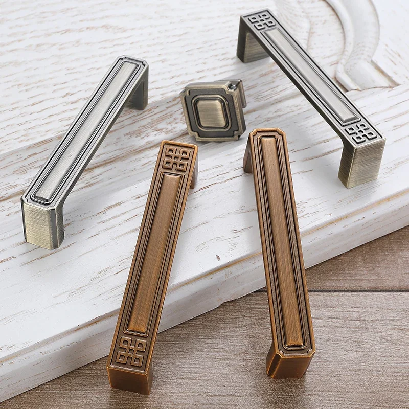 YM Kitchen Cabinet Storage Door Handles Antique Retro Bathroom Drawer Dressers Knobs Cabinet Closet Door Brass Handles Hardware
