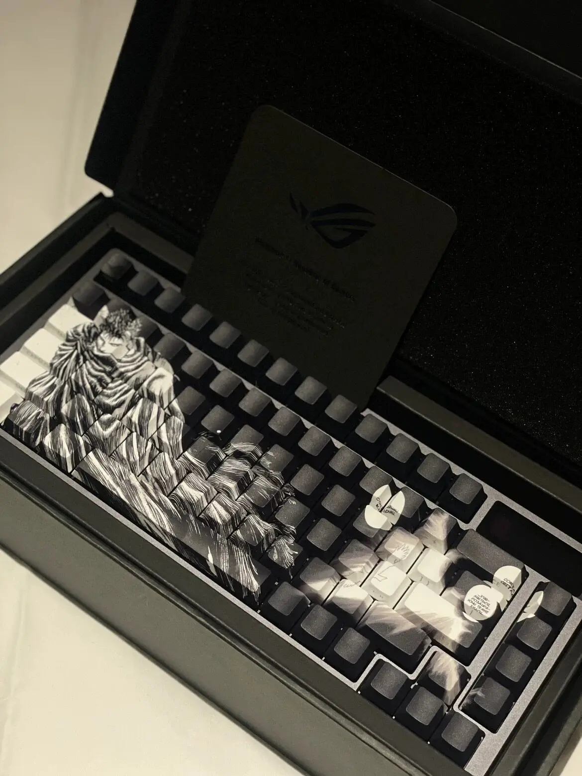 Berserk Guts Keycaps key Caps PBT Sublimation Cherry Game Key Cap for Mechanical Keyboards 60 63 64 68 74 75 80 84 87