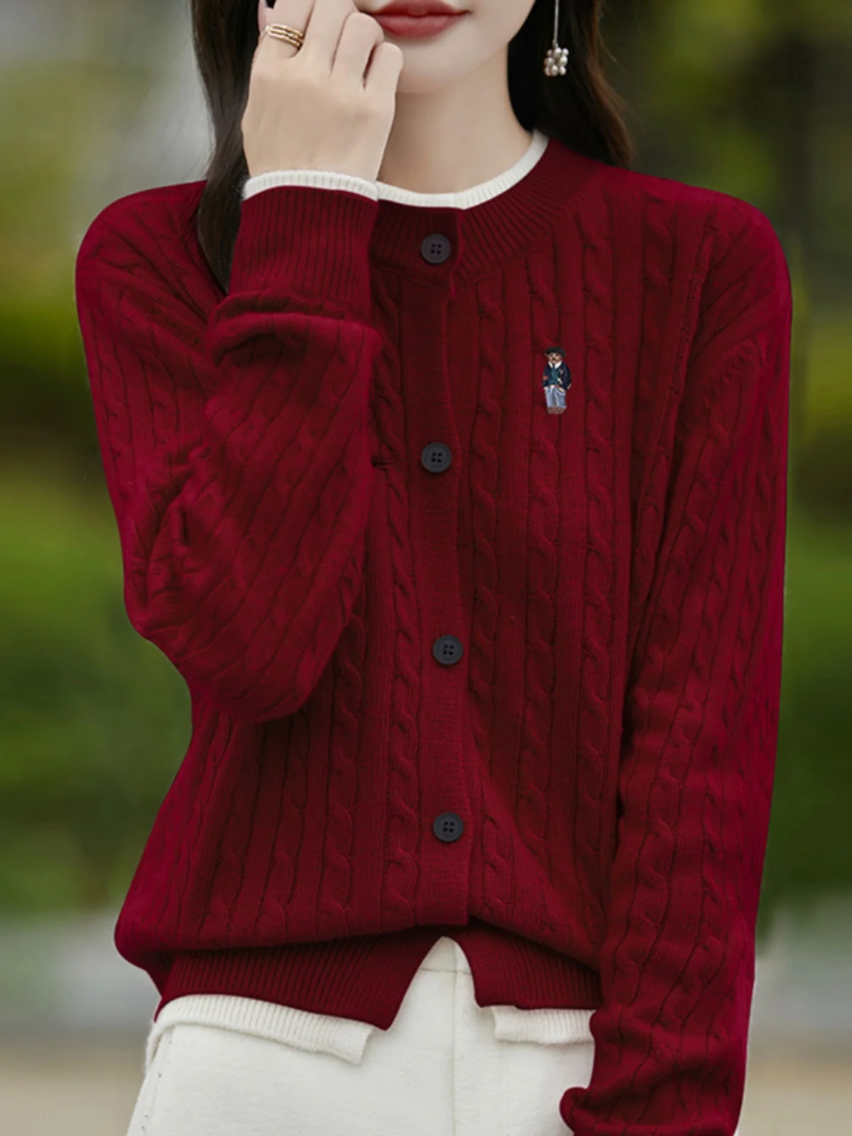 Lente 2025 Nieuwe College Sle Gebreid Vest Trui Ronde Ne Lange Sve Bovenkleding Geborduurd Nep Tweedelige Truien