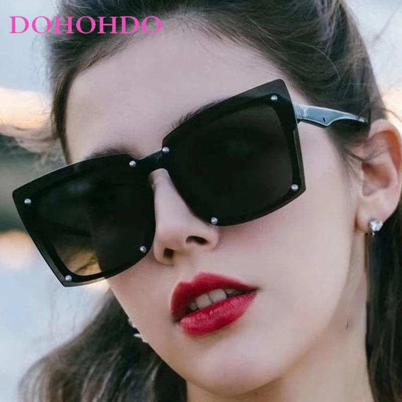 

Classic Luxury Big Frame Square Sunglasses Women Men New Fashion Brand Summer Traveling Driving Sunglasses UV400 Gafas De Sol