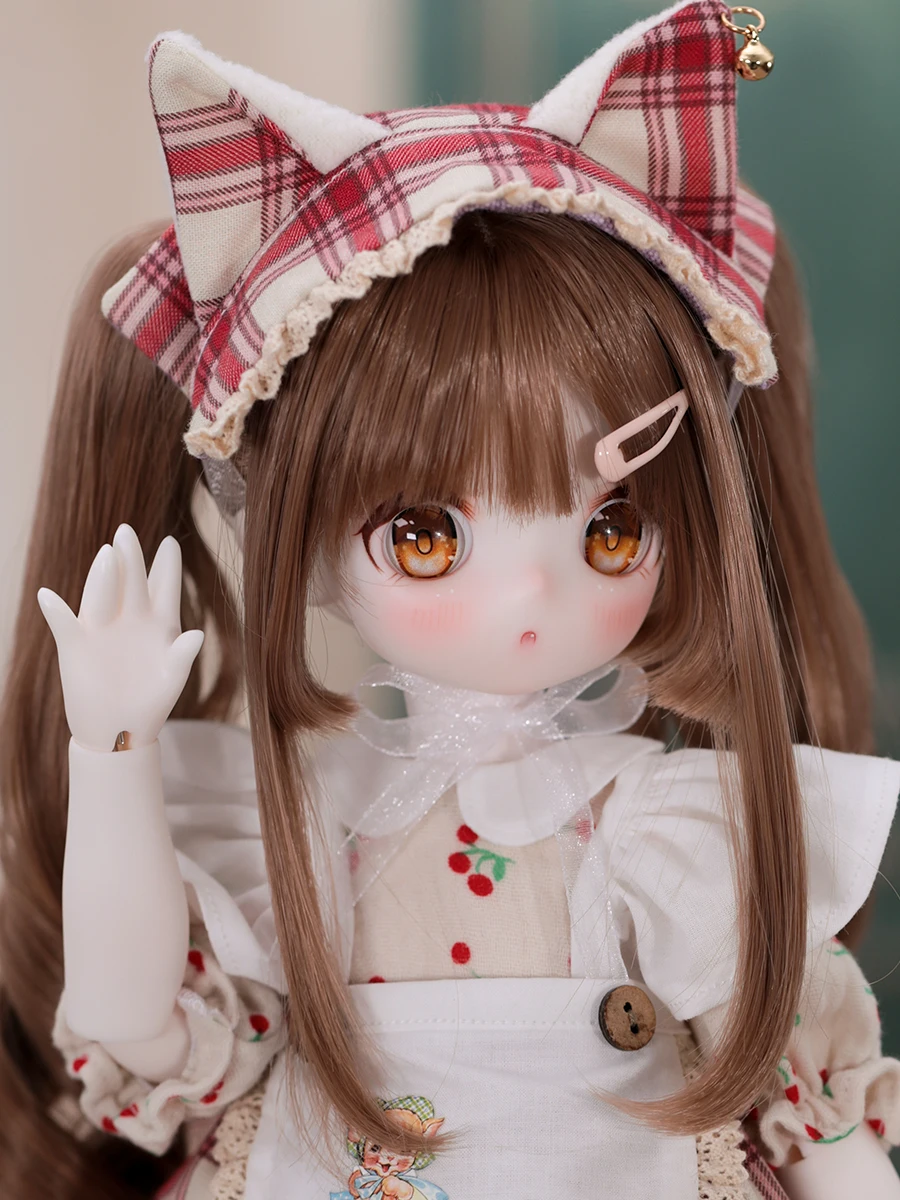 New cute toy bjd genuine bear sister bear body 4 points two yuan wind sd Noble gem cotton doll spot makeup