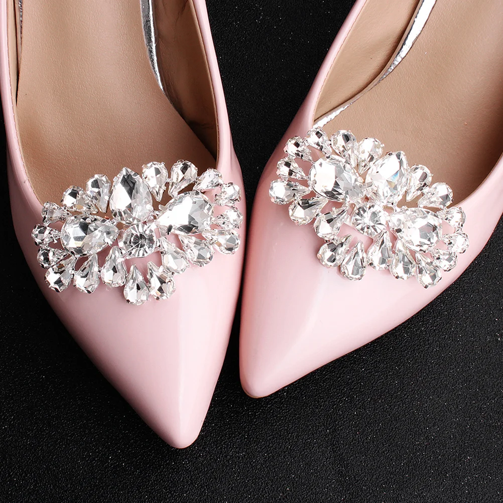 1 Pair Wedding Dress Shoe Buckles Crystal Ladies Shoe Accessory Elegant Shoe Buckles for Sandals Shoes (Silver)