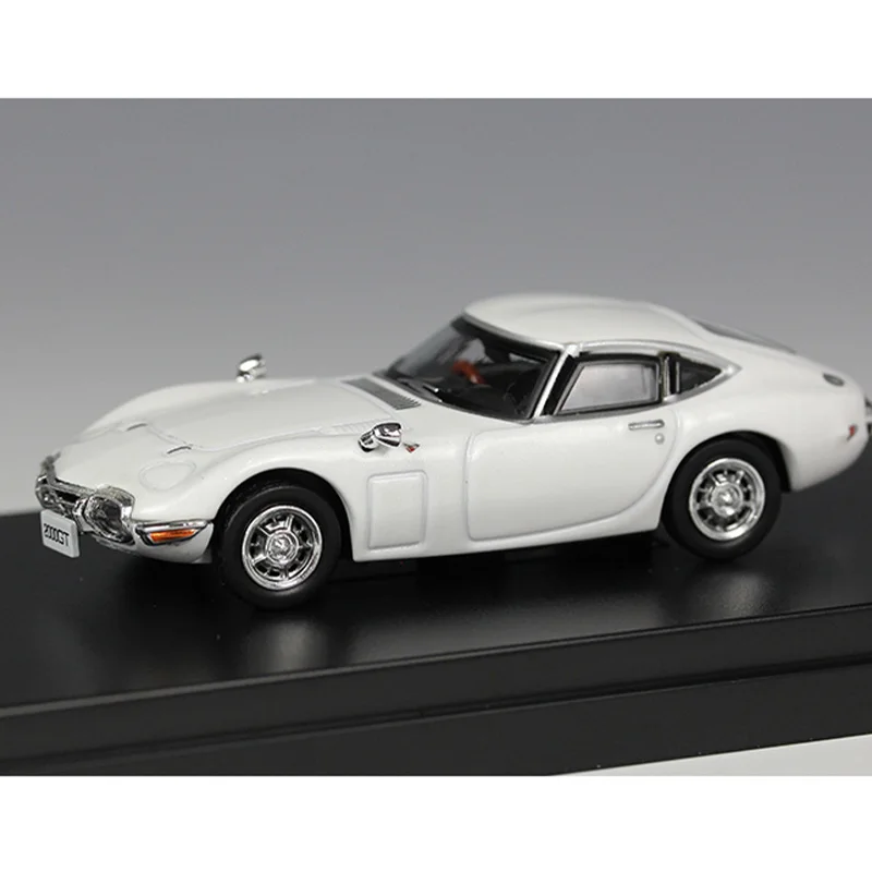 Diecast Original 1:64 Scale Alloy Static Toyota 2000GT Car Model Finished Product Simulation Toy Collection Decorative Gift