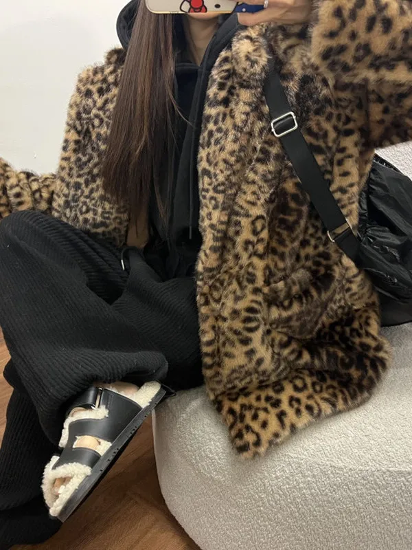 Invierno nuevo Sle Chic abrigo de piel suelto para mujer estampado de leopardo Plu largo Sve coreano Sle fibra de poliéster abrigo Lazy Sle
