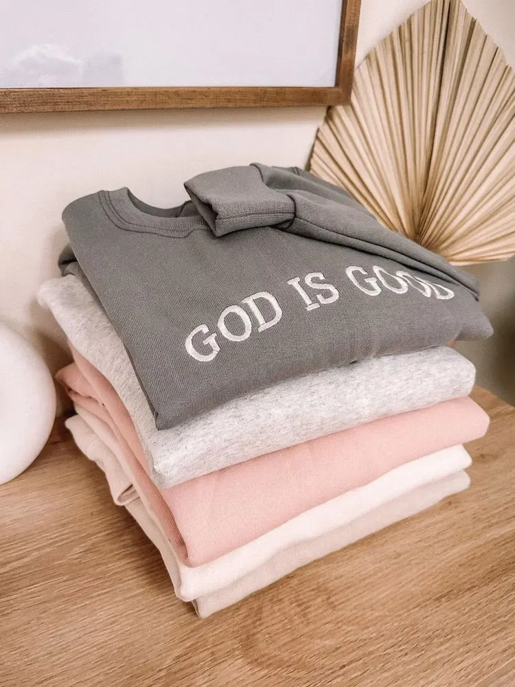 Embroidered GOD IS GOOD Sweatshirt Pullover Crewneck Sweatshirt Faith Sweatshirt Women's Winter Long Sleeve Embroidered Crewneck