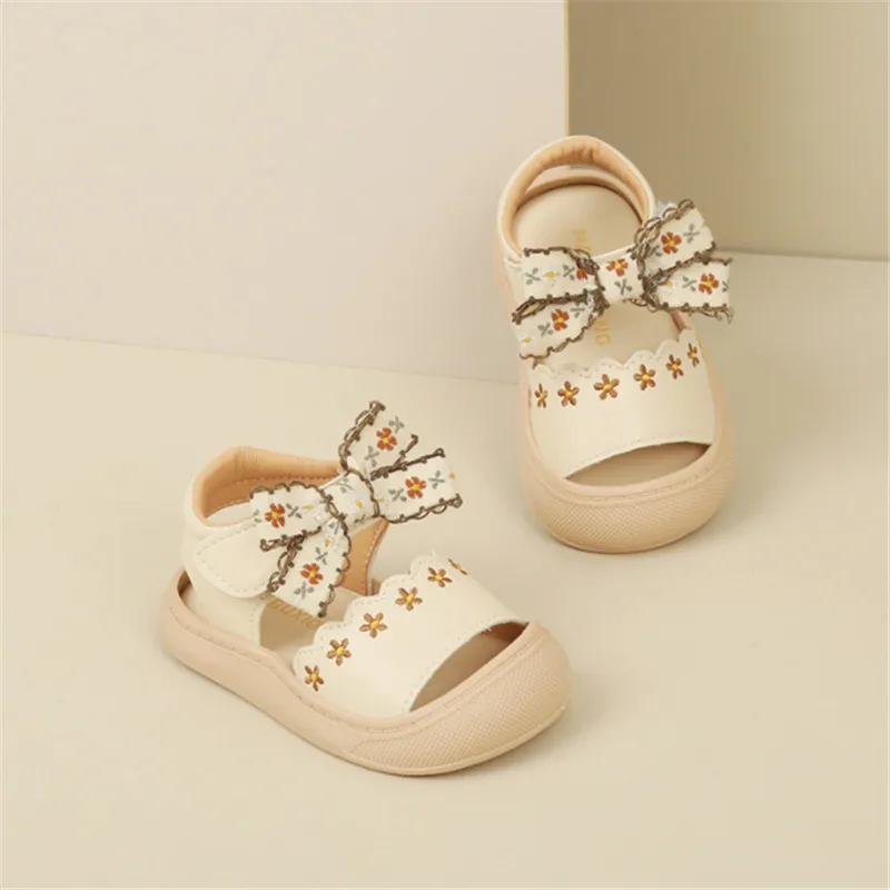 2024 New Summer Baby Shoes For Girls Butterfly Knot Embroidery Infant Princess Sandals Closed Toe Fashion Toddler Kids Sandals