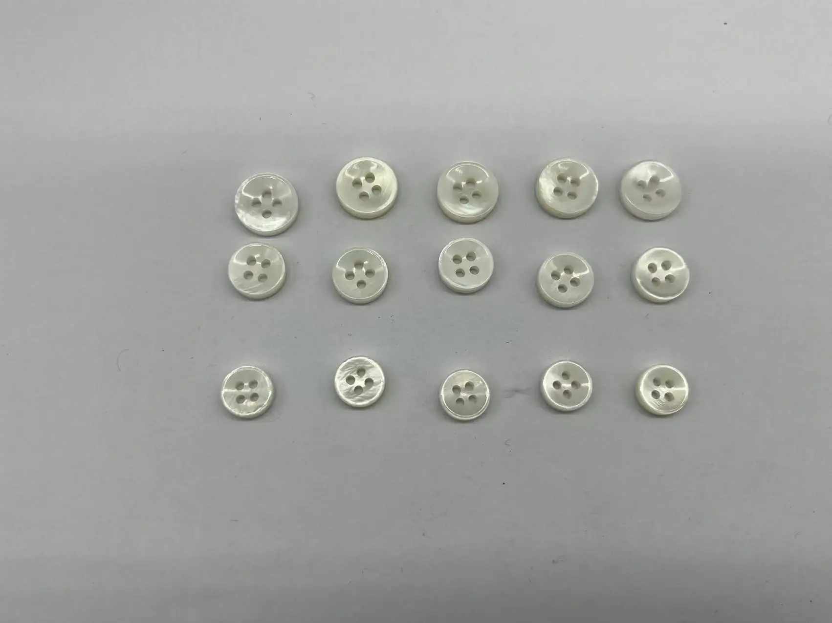 

free shipping 4 holes mother of shell button bowel type thick 3mm white high quality for shirt fashion blouse 100pcs