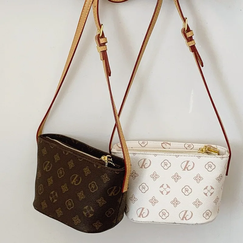 

2025 New Women's Trendy Mahjong Bag with Chain & Letter Print - Sweet American Viral Tote, Versatile Carry