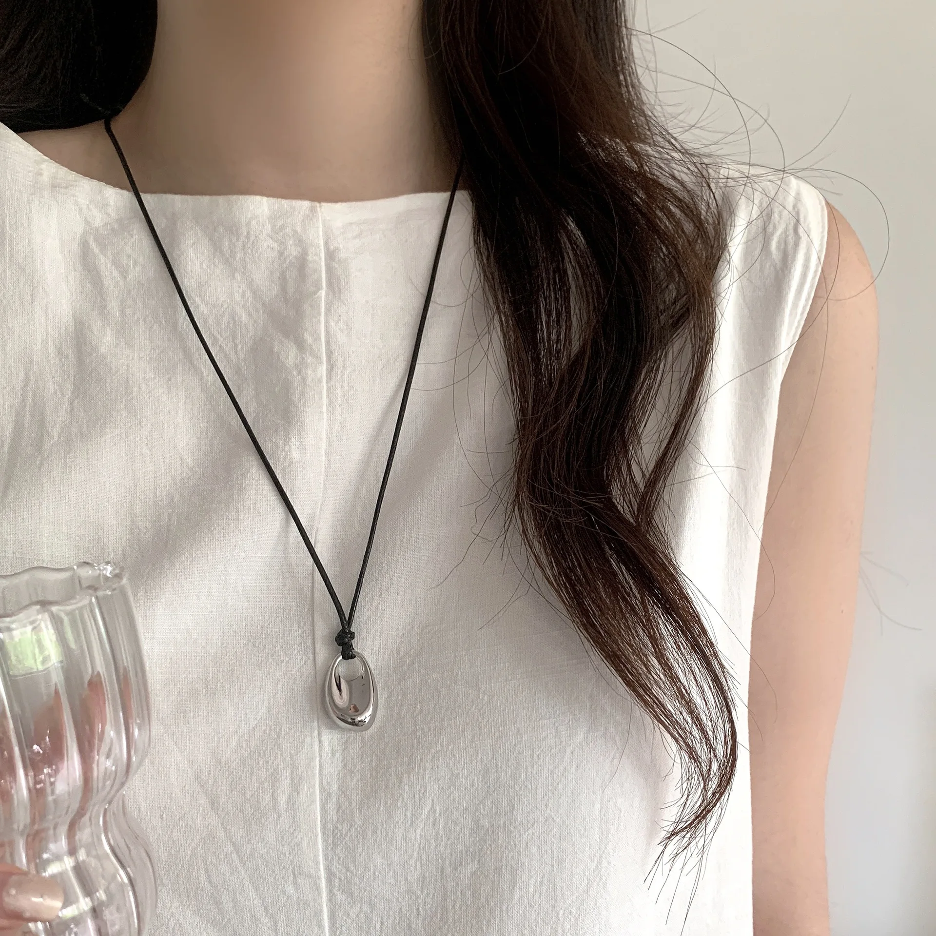 Tri Pendant Black Cord Necklace Adjustable Long Lariat Women 2025 Fall Winter Minimalist