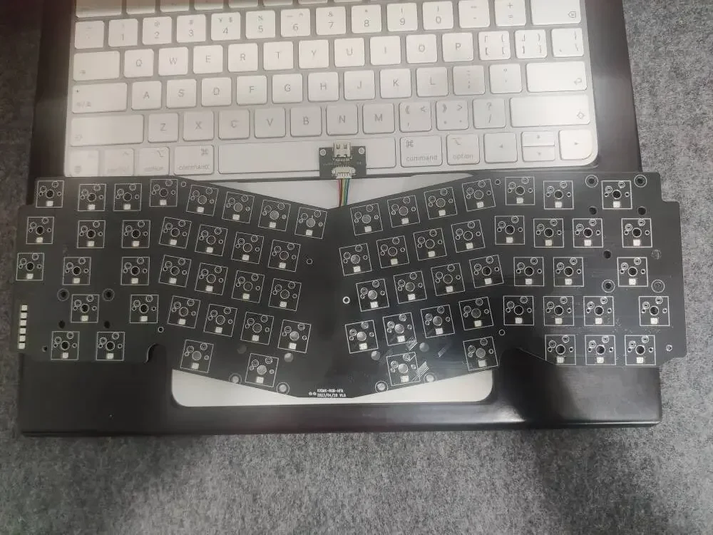 

Keyboard RGB hotswap PCB owlab spring compatible Wired Alice layout VIA Support