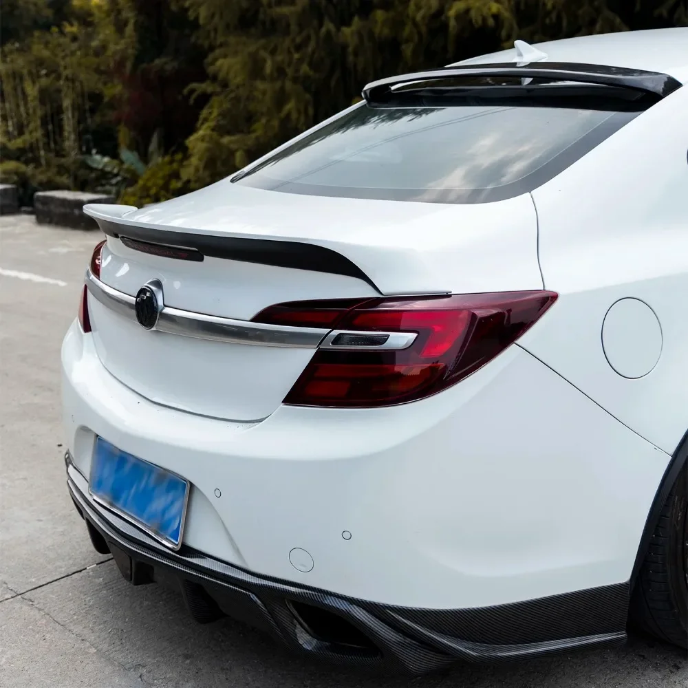 For Buick Regal 2009-2016 Carbon Fiber Material Bumper Diffuser Posterior Lip