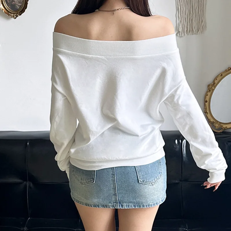 Womens Off Shoulder Sweatshirts Y2K Letter Print Boat Neck Long Sleeve Pullovers Fall Winter Loose Casual Tops Korean Streetwear