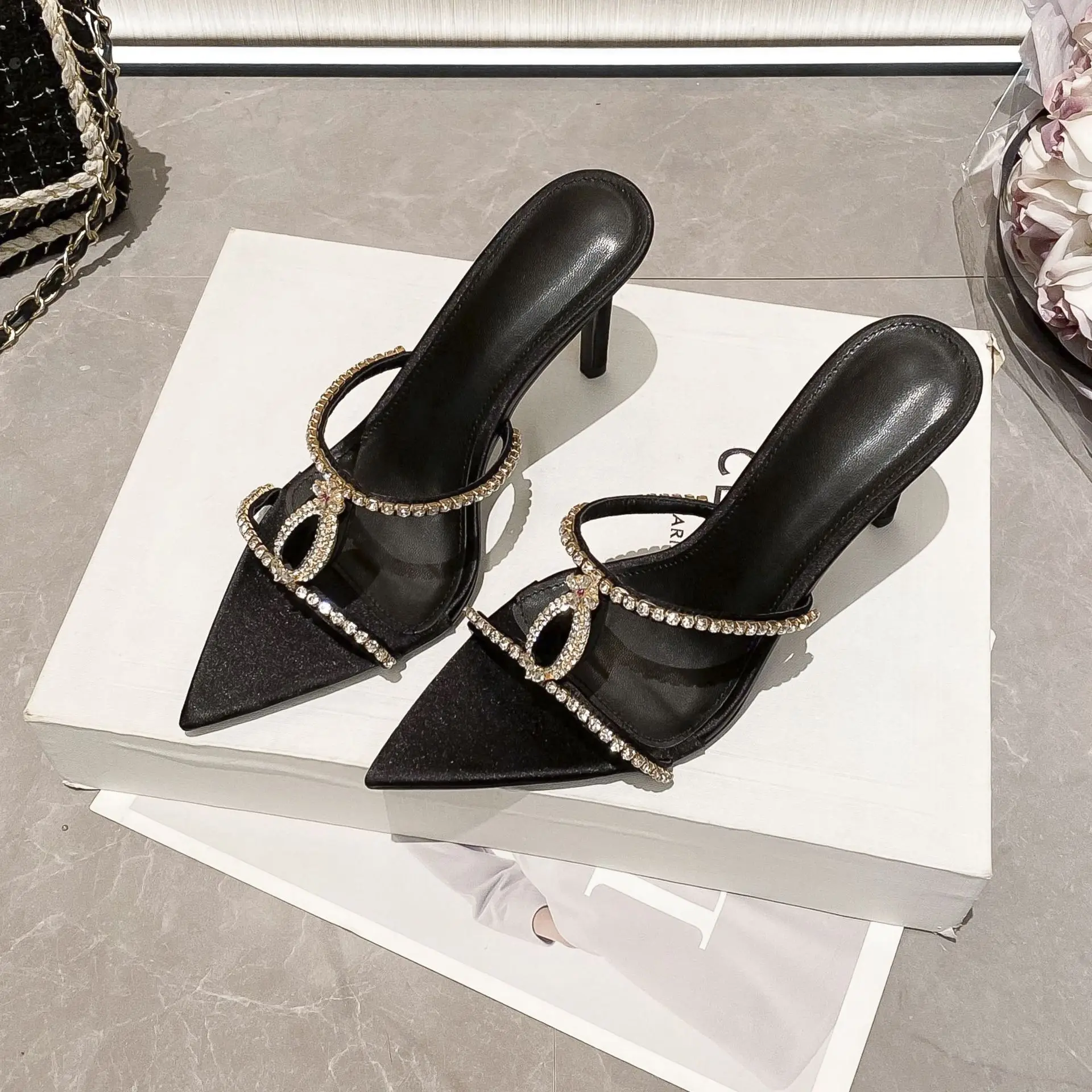 

2026 New Party Summer Shoes Pointed Toe Thin Heel Rhinestone Strap High Heels Sexy Sandals Women Outdoor Wear High Heel Slippers