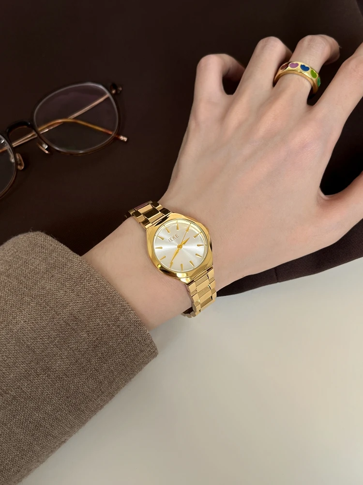 Korean Style British Style High-End Steel Watch For WomenVersatile And Elegant Analog WatchSuitable For Women Unique Wristwatch.