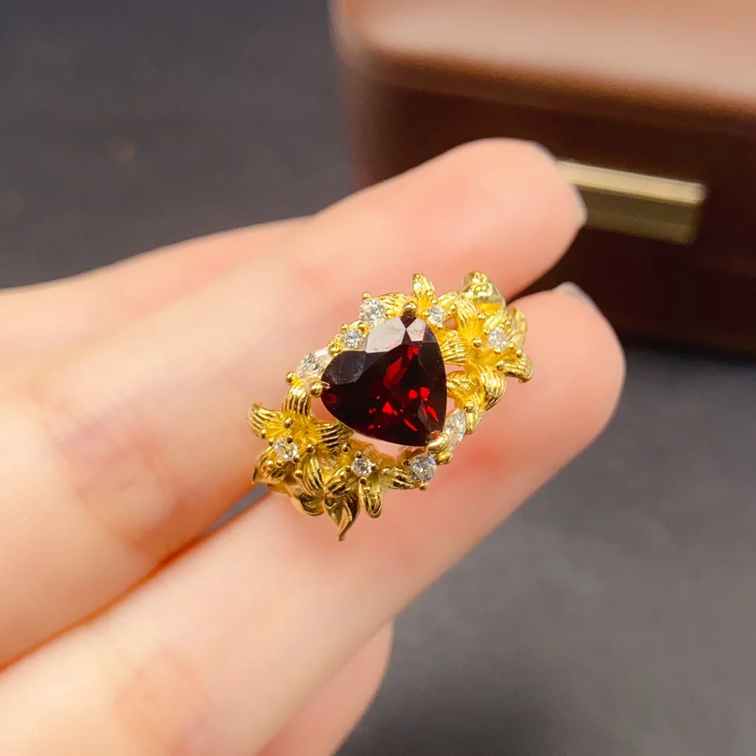 8mm Natural Garnet Ring S925 Sterling Silver Certificate Heart-shaped Design Fine Fashion Charm Weddings Jewelry for Women