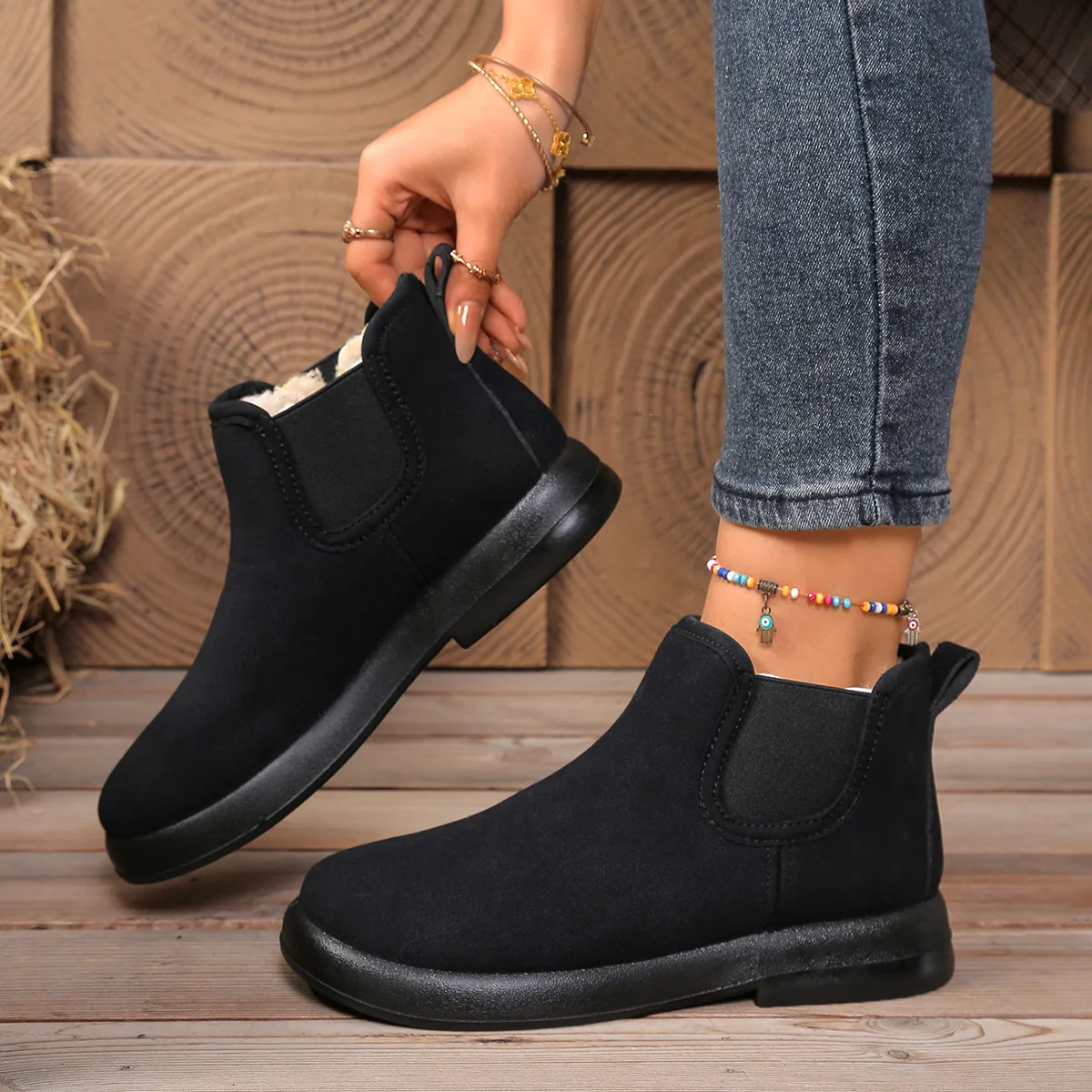 

Women's Winter Chelsea Snow Boots Faux Suede Warm Fleece Lined Anti-Slip PU Sole Flat Ankle Booties for Cold Weather