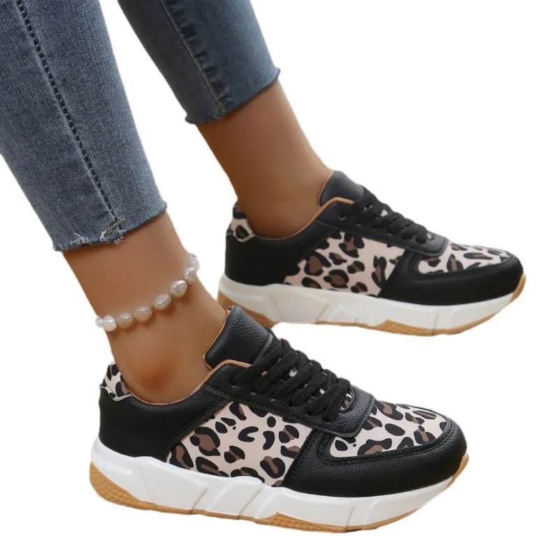 2024 Autumn Women Casual Platform Sneakers Leopard Thick Bottom Vulcanized Shoes Woman Casual Flats Walking Shoes Plus Size 43