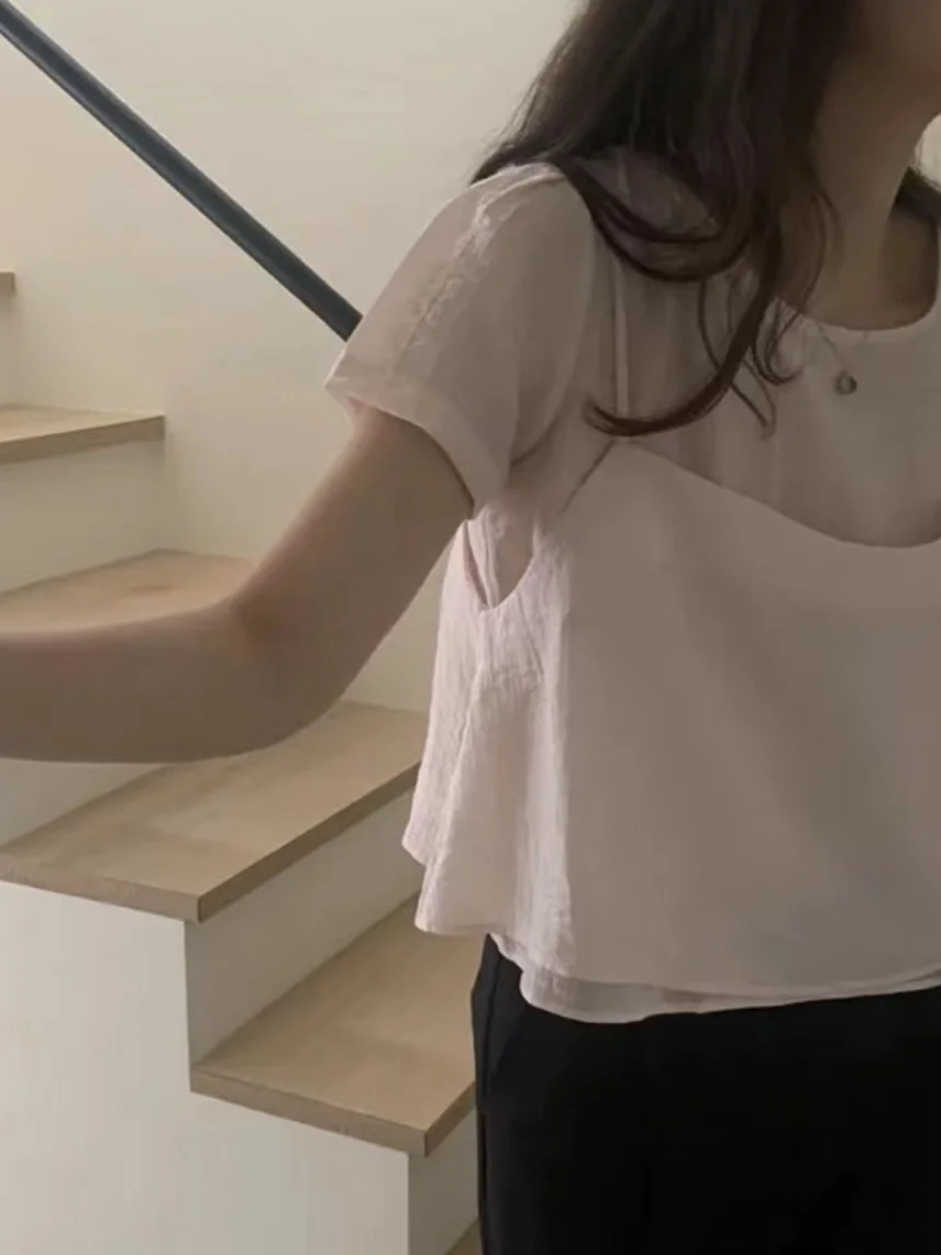 

Chic Women's Bubble Sleeve Shirt round Neck Texture Sensation Two-Piece Set Korean Style Loose Fit Short Sleeve Chiffon Top