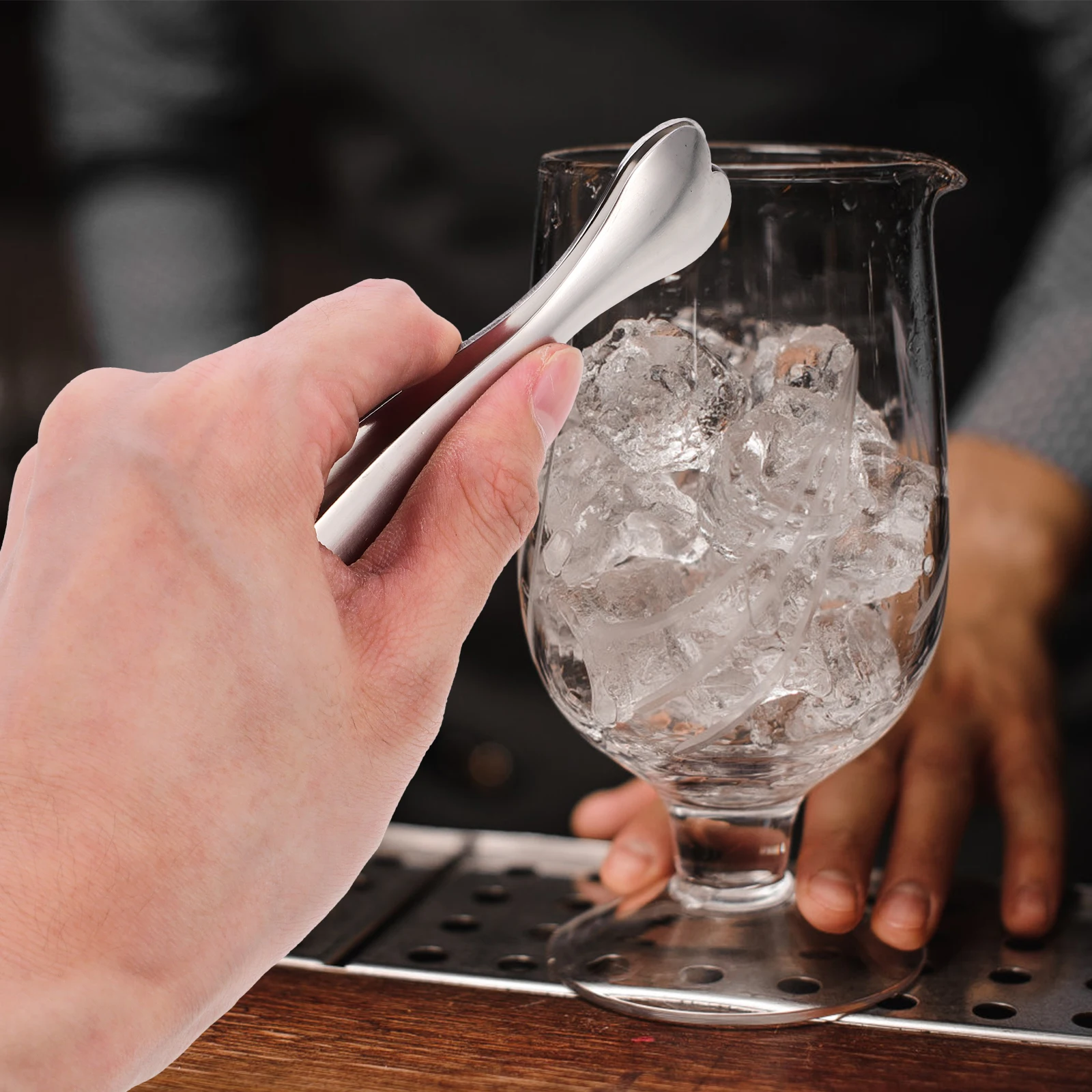 

5pcs Stainless Steel Heart-Shaped Non-Slip Food Tongs For Serving Snacks Fruits Appetizers Kitchen Salad Pasta Meat Tongs Set