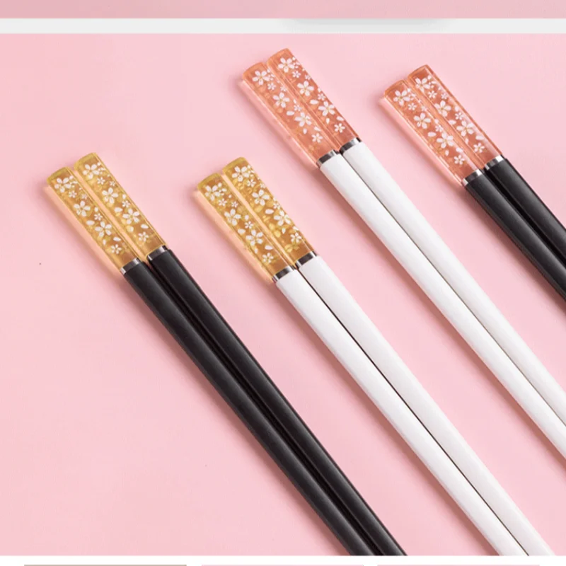 New 1 Pairs Amber Sakura Chopsticks Cherry Blossom Petals Pattern Non-slip Sushi Stick Chopsticks Eco-friendly Food Chopsticks