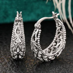 Huitan Graceful Hollow-out Design Hoop Earrings Lady Elegant Delicate Accessories for Anniversary Metal Silver Color Jewelry