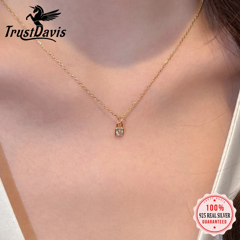 

TrustDavis Real 925 Sterling Silver Fashion and Exquisite Lock Zircon Necklace for Women Girls Gift Fine Jewelry DS4824