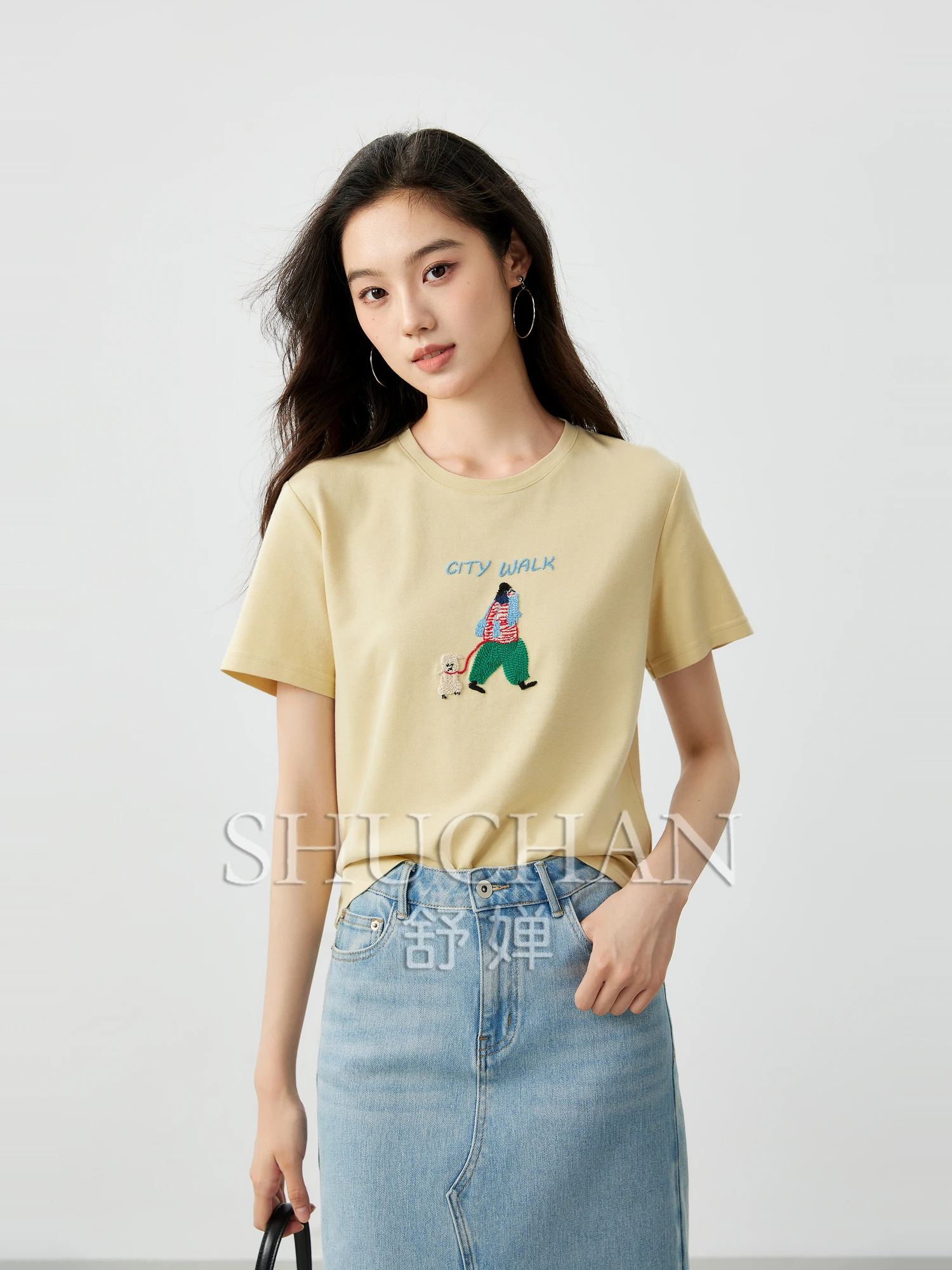 

City Walking, Urban Fun Dog Walking Villain Embroidery High Proportion Cotton Skin-friendly Short-sleeved T-shirt Women
