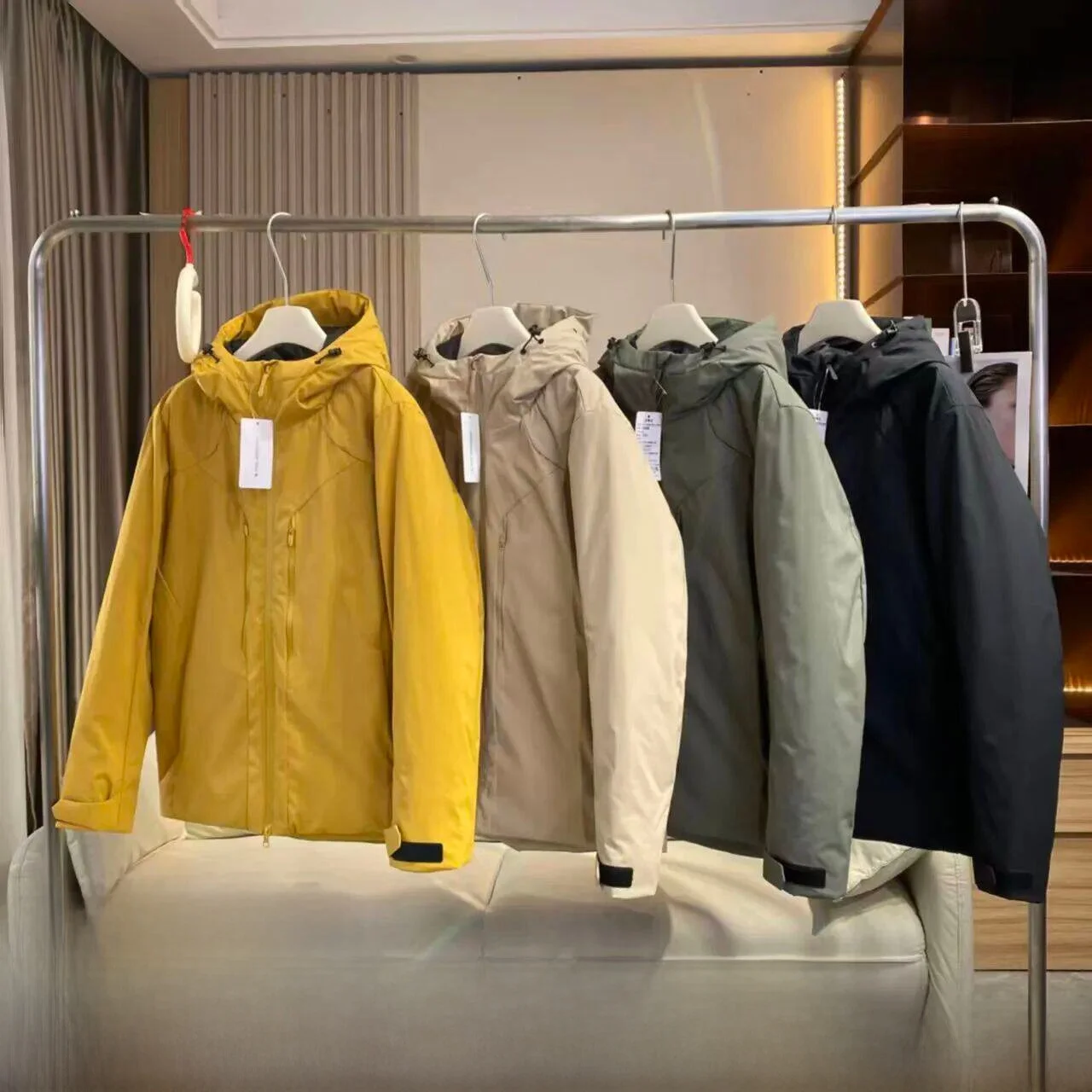 

Outdoor Men's Thiened Warmth Cotton Jaet Stand Fit Hooded Long Sve Stand Sle Thermal Zipper 3D Cut Lightweight