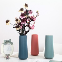 Plastic Flower Vase Fashion Nordic Style Imitation Ceramic Flower Pot Modern Anti Fall Flower Arrangement Living Room