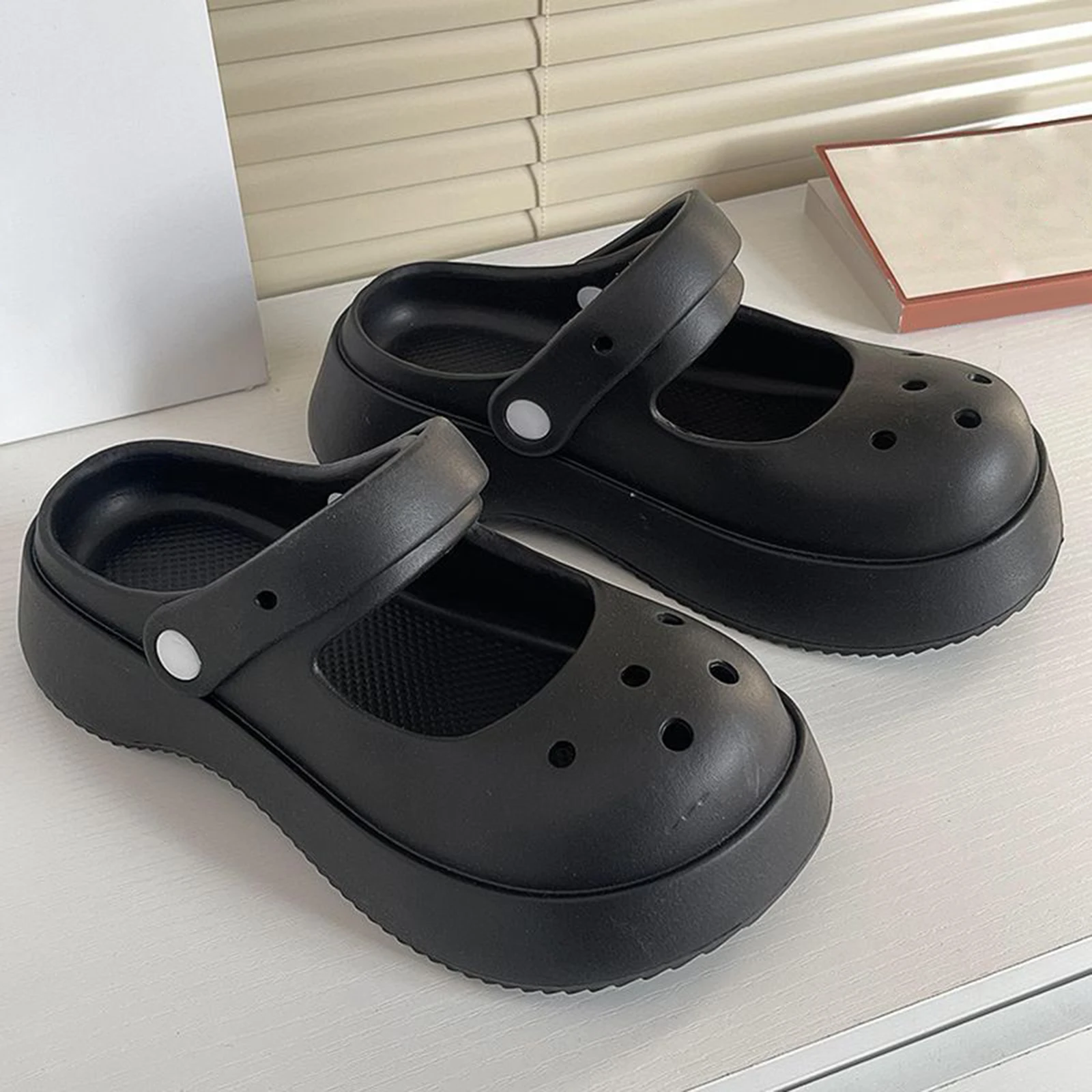 Clog Slipper Shoes Waterproof Comfortable Floor Slides Shoes Thick Sole Nursing Shoes for Women Men Indoor Beach Bathroom