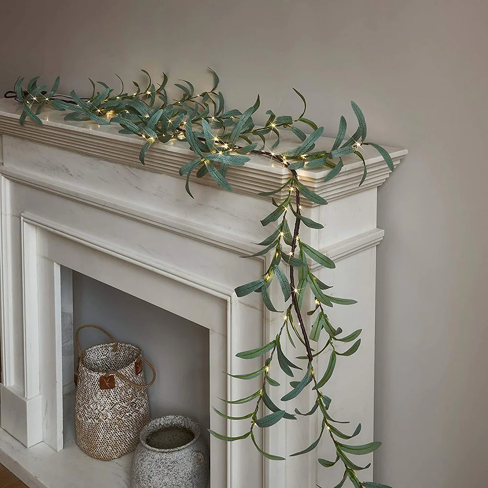 Christmas Garland With Lights 6FT Lighted Mantel Garland With Flexible Branch, Artificial Lighted Garland Battery Operated