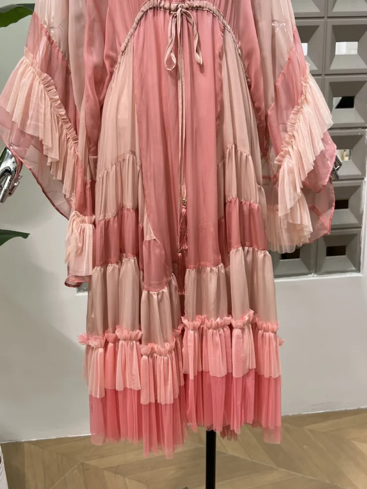 DFDG 2025 SS Damska Różowa Prześwitująca Sukienka Plażowa z Szyfonu Elegancka Sukienka Resortowa z Dekoltem w Serek i Patchworkiem Luźna Sukienka Wakacyjna w Stylu Boho