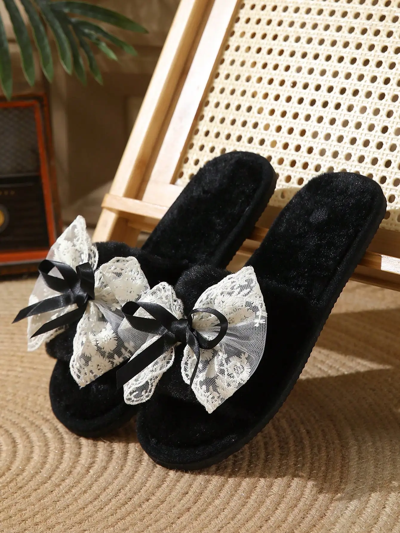 

New Women Simple Fashion Heart Decor Plush Open Toe Slippers, Comfortable Fluffy Indoor House Slippers For Bedroom And Living Room, Suitable For Spring/Autumn