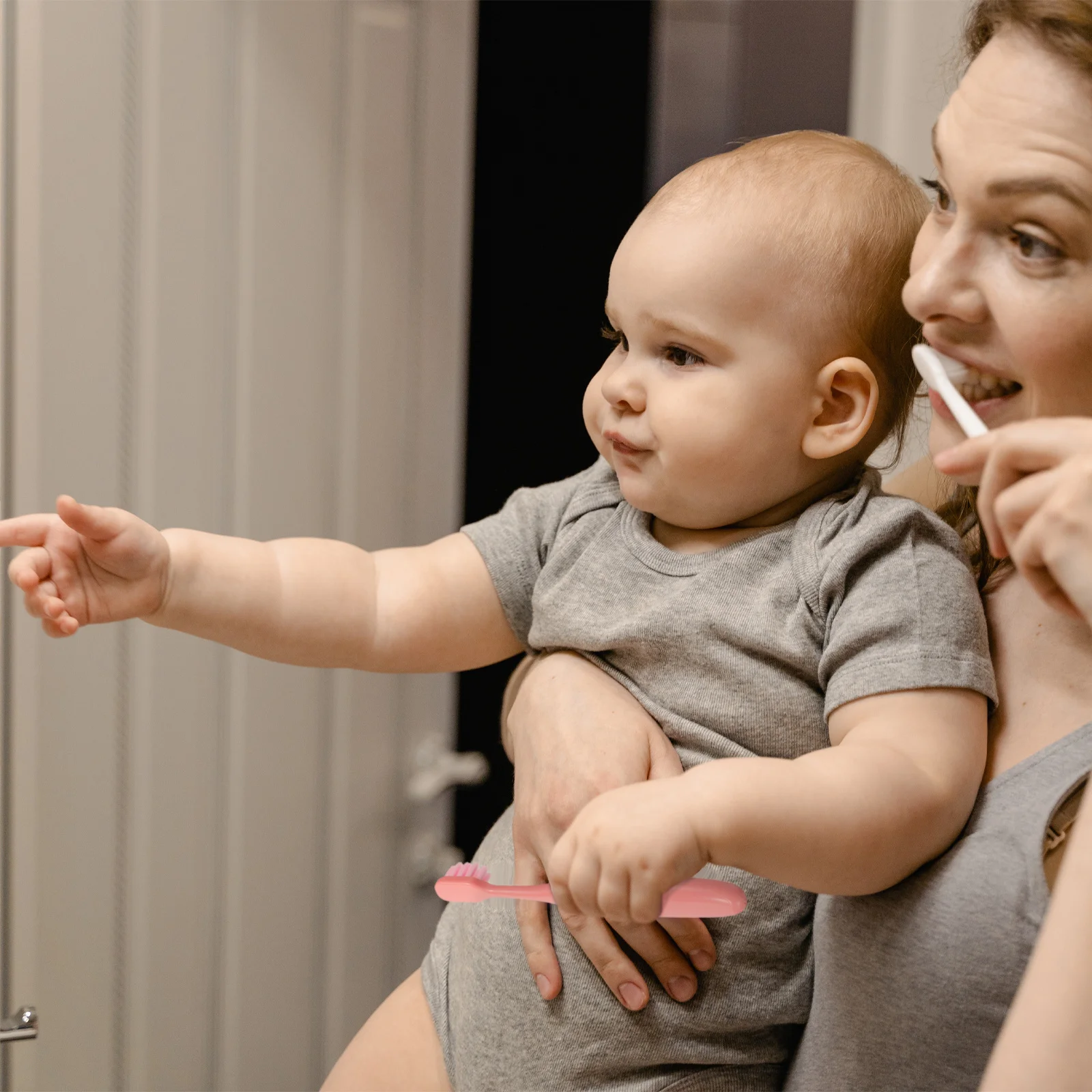 

8Pcs Durable Soft Bristles Toothbrushes PP Pbt Material Non-Slip Handle Safe Practical Comprehensive Cleaning Gift Family Outfit