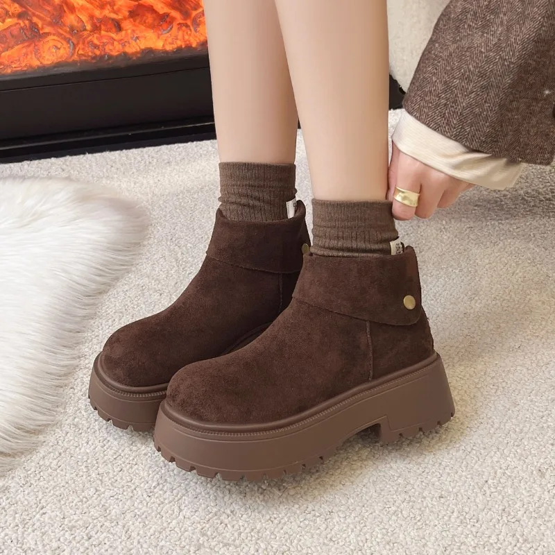 الشتاء سميكة وحيد النساء الفراء حذاء من الجلد موجزة حزام مشبك الانزلاق على الأحذية الإناث خمر الدفء أفخم الجوارب القصيرة