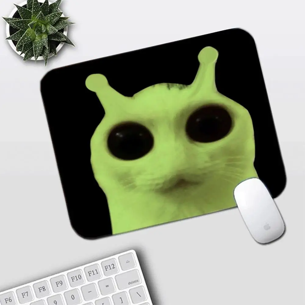 Light Green Alien Kitten Illustration Playmat Large Size Mouse Pad Anime Bedroom Laptop Keyboard Accessories