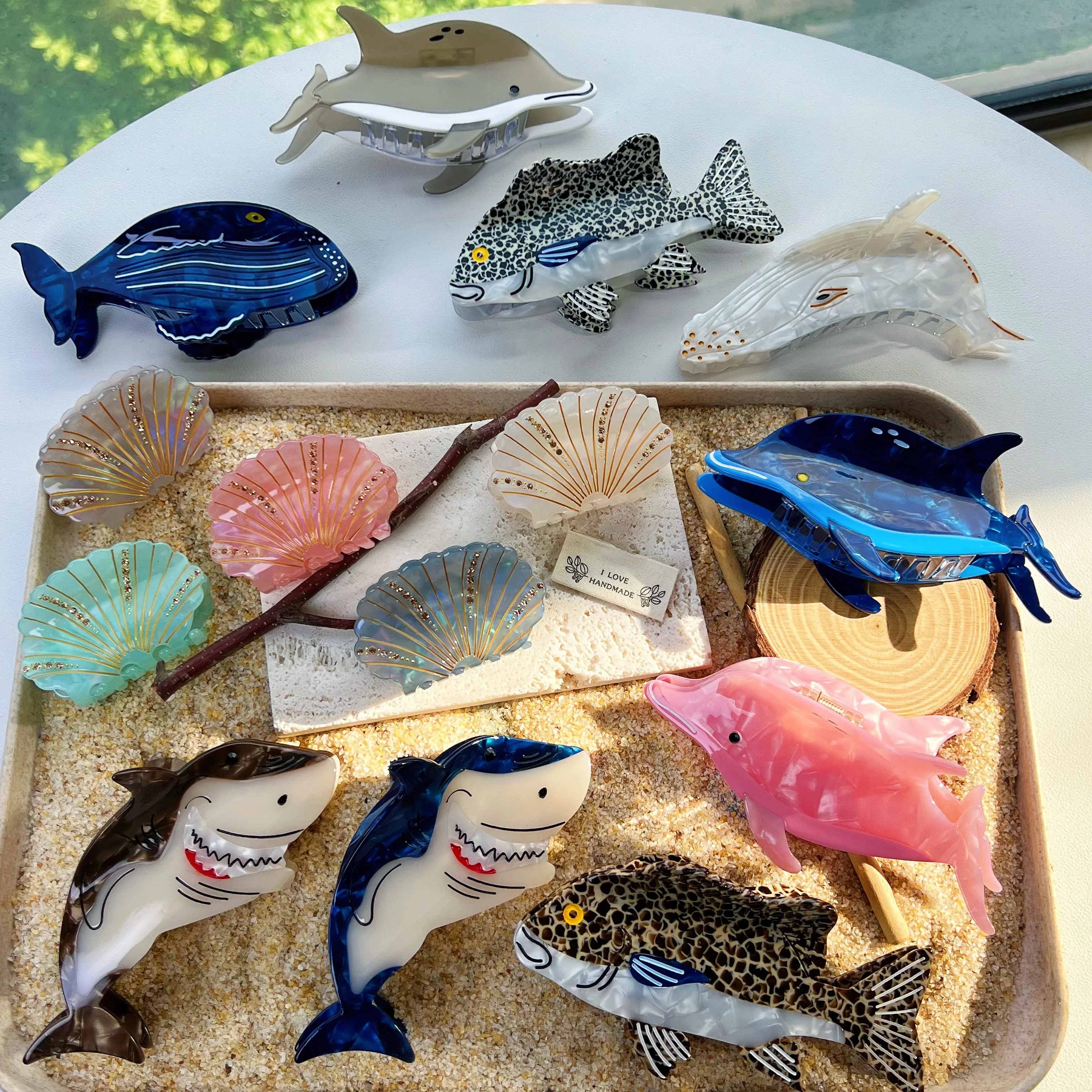 

Fish Claw Hair Clips. Unique and casual summer island style. Acetate, handmade. High - quality. Fashion - trendy.