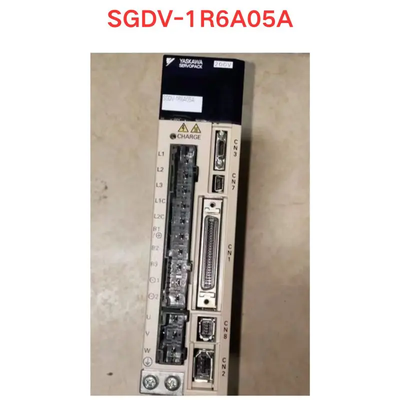 Used OEM disassembled parts SGDV-1R6A05A driver Functional test OK Fast delivery