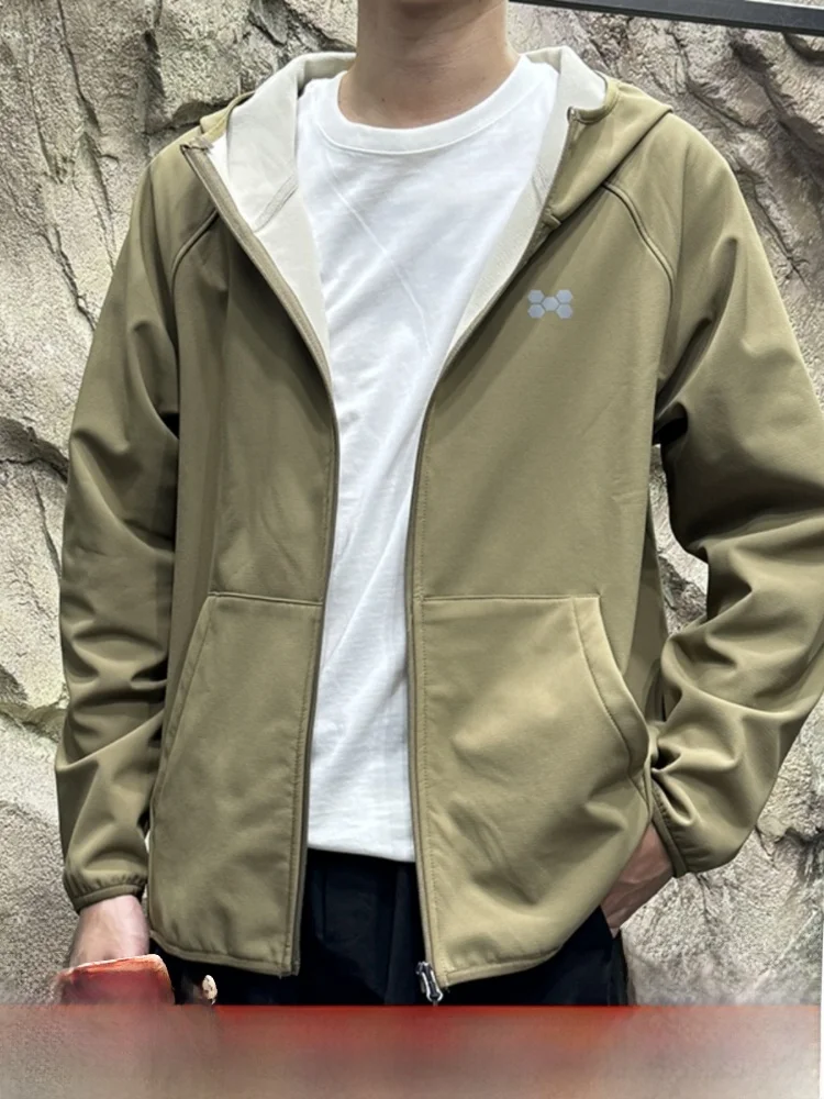 

Mens Outdoor Fce Lined Soft ell Jaet Windproof Water Repellent Zipper Hooded Open Cardigan Coat Stand Fit Youth Trend