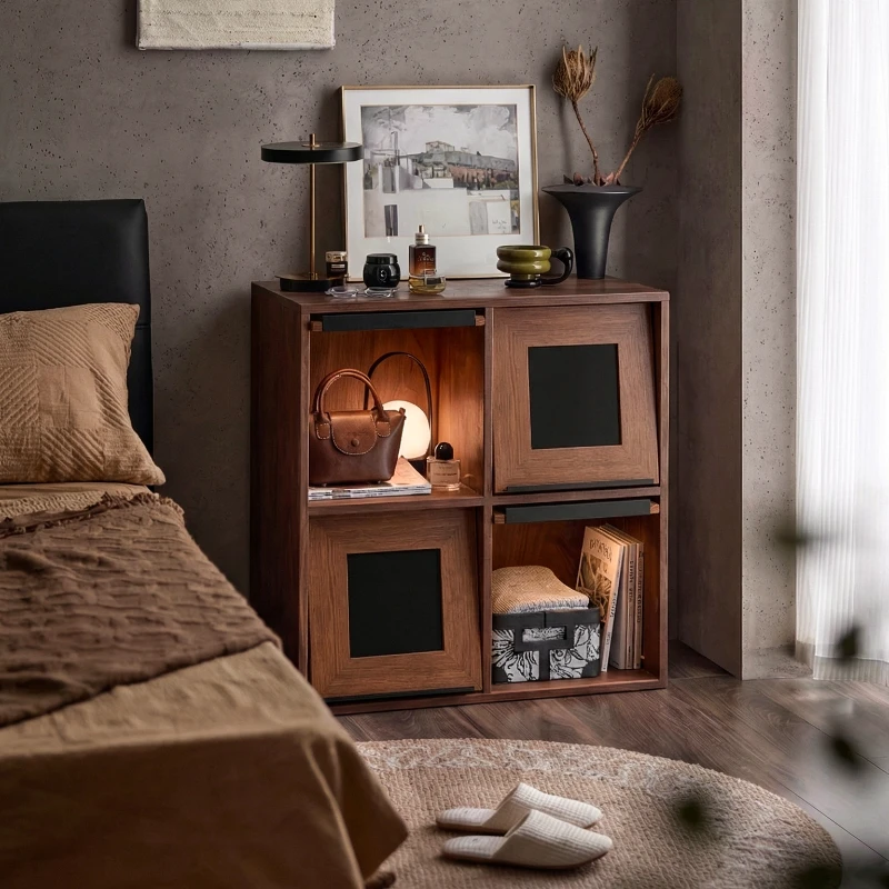 

Medieval solid wood bedside table, retro design sense, niche bedside table, artistic sense, creative bedside storage cabinet